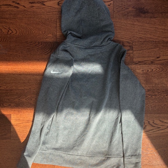 Nike hoodie - Picture 2 of 3